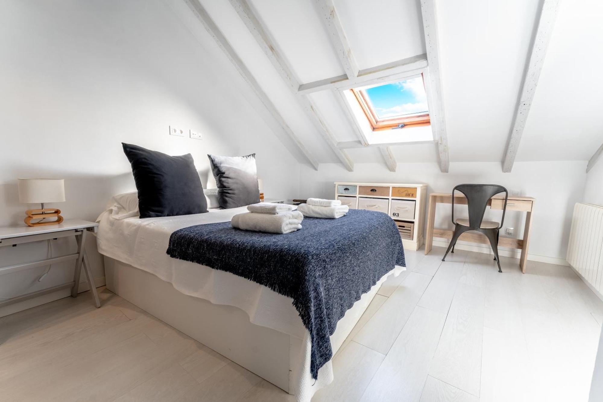 New And Bright Puertochico Attic Apartment Сантандер Екстериор снимка
